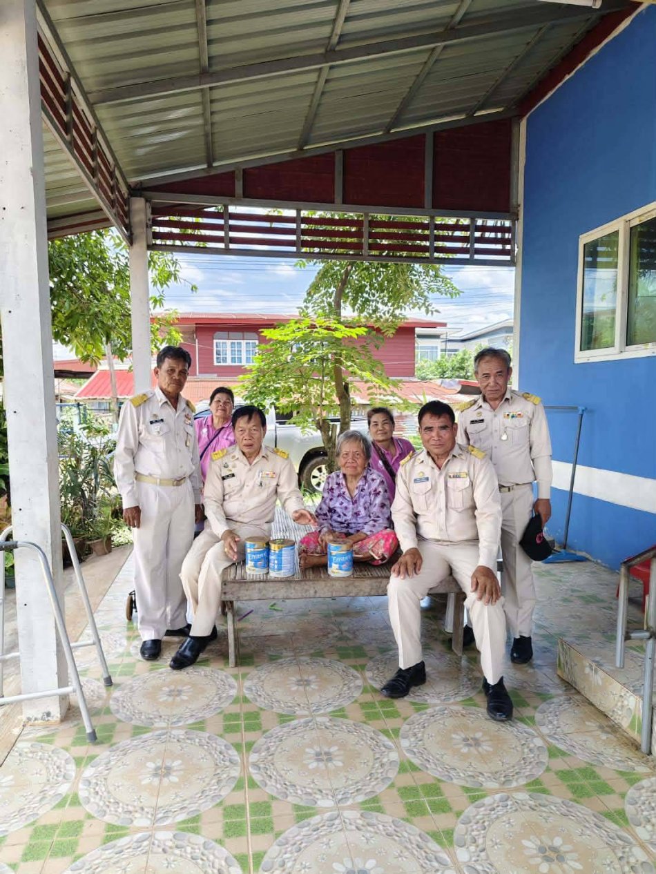 ลงพื้นที่เยี่ยมให้กำลังใจและมอบสิ่งของที่จำเป็นแก่ ผู้ป่วยภาวะพึ่งพิง ในพื้นที่