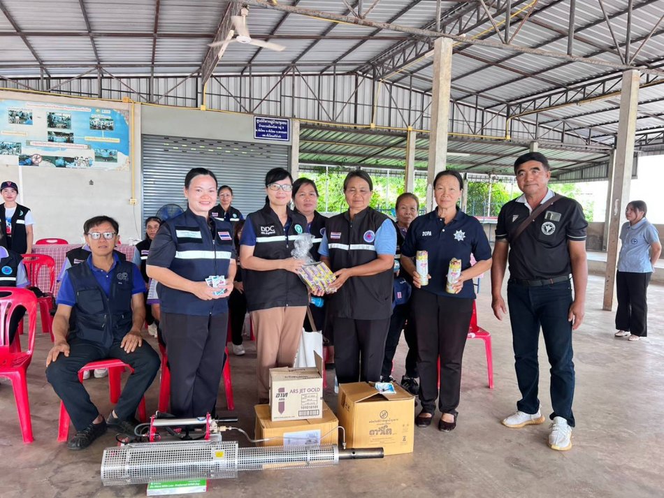  เทศบาลตำบลพังโคนศรีจำปา เดินหน้าปฏิบัติการควบคุมโรคไข้เลือดออกเชิงรุก